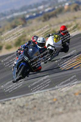 media/Nov-06-2022-SoCal Trackdays (Sun) [[208d2ccc26]]/Turn 11 (10am)/